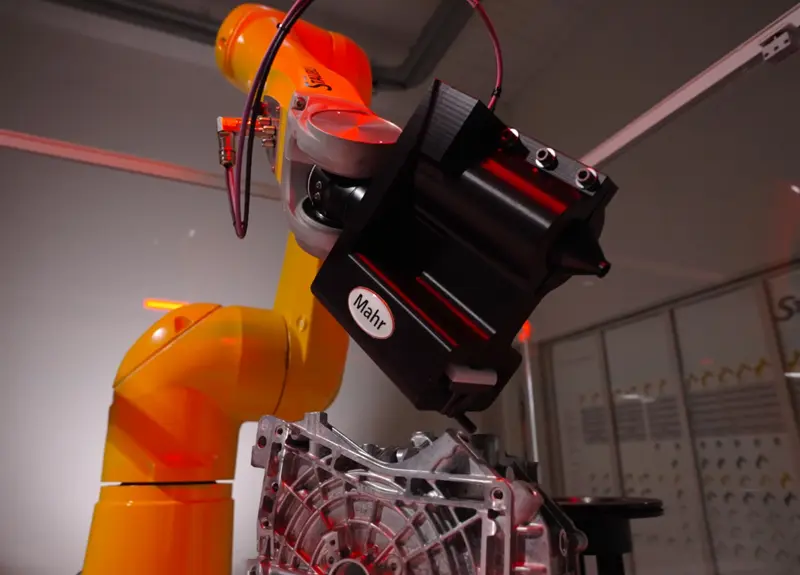 Un nouveau concept d'automatisation dans le domaine de la métrologie a été développé par la société Stäubli en coopération avec Mahr France et a déjà été présenté sur plusieurs salons.