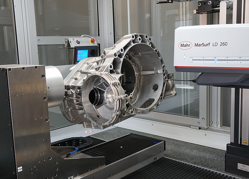 Roughness measurement in a bore 